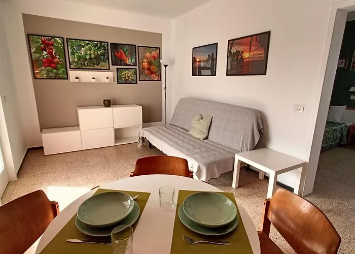 Bouganville En Eureka * Costa Del Silencio