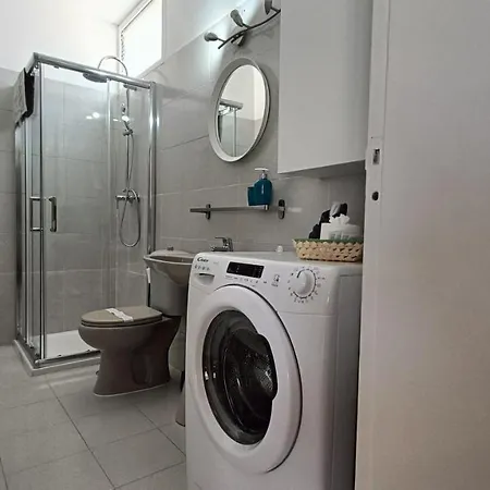 Bouganville En Eureka * קוסטה דל סילנסיו